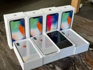 Apple iPhone X 64 GB in Zarqa