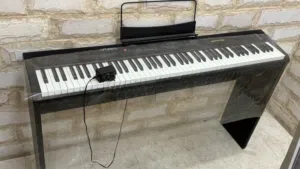 بيانو الأصلي