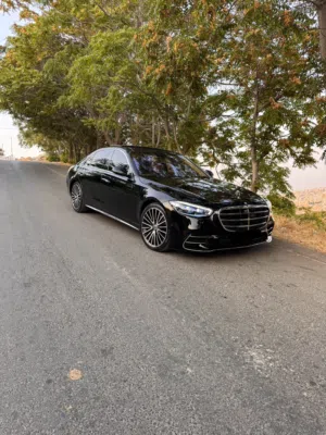 S class مميزة للايجار