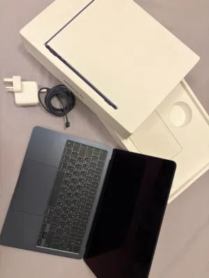 Mac book , urgent to sale