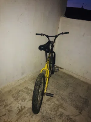 دراجا بي ام اكس