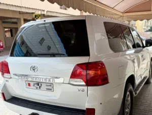 Used Toyota Land Cruiser in Muharraq