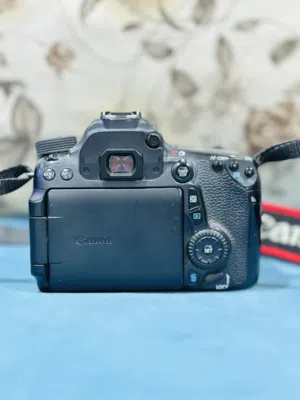 كامرة كانون eos 70D