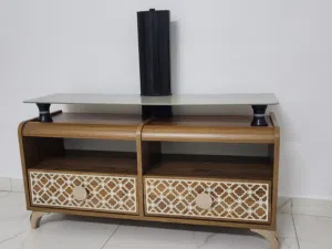 طاوله بحاله ممتازه