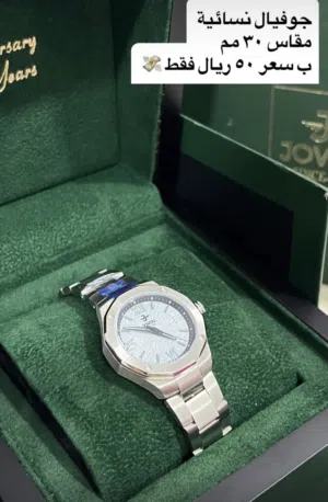تتوفر لدينا انواع و اشكال من الساعات ماركات عالمية ب اسعار تنافسية