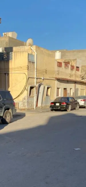 منزل فى منطقة الكيزه واجهتين  المنزل مكانه فى وسعايه