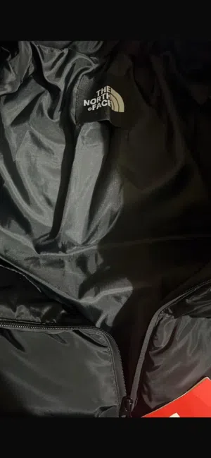 Northface puffer jacket (Black) M size جاكيت نورث فيس ثقيل ميديوم اصليه