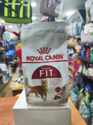 طعام قطط رويال كانن رويال كانن بيوفر تغذية متوازنة ومصممة خصيصًا لتلبية احتياجات قطتك