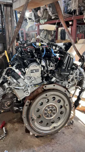 يتوفر مكائن للفورد f150  لجميع الموديلات F150   2015-2023 FORD F150 SPARE PARTS