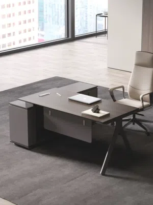 Modern Executive office table Size 1.6M