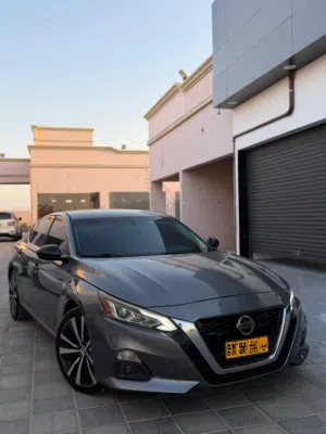 نيسان التيما SR 2019