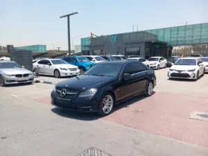 مرسيدس c250 موديل 2013 بحالة ممتازة جاهزة للتسجيل
