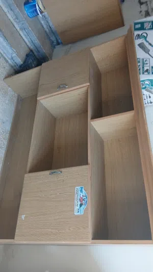 مكتب خشب لاتيه مستعمل