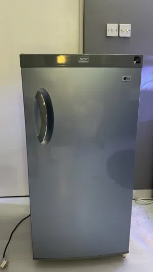 LQ 211L Refrigerator – Great Condition