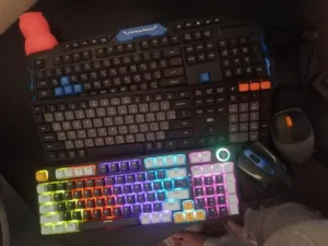 كيبورد ميكانيكال ار جي بي جيمينج  Mechanical RGB Gaming Keyboard