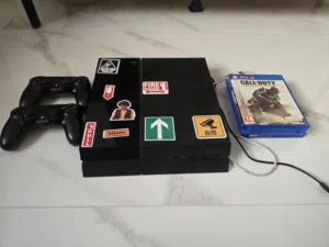 Play station 4 for sale with 2 controller  , HDMI cable and 2 charger cables and 18 games