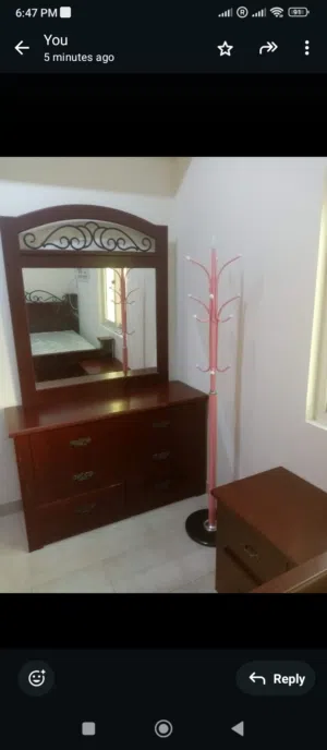 غرفة نوم مستعملة بحالة جيدة جدا