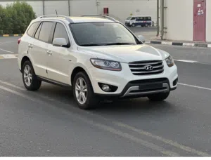 Used Hyundai Santa Fe in Ajman