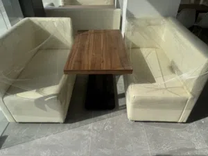 طاولات و كراسي (sofa) للبيع