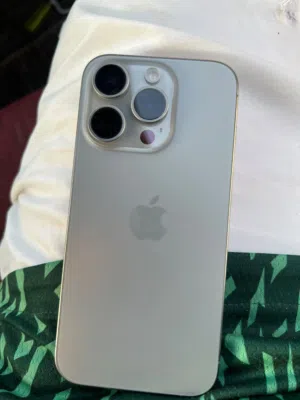 آيفون 15 برو للبيع