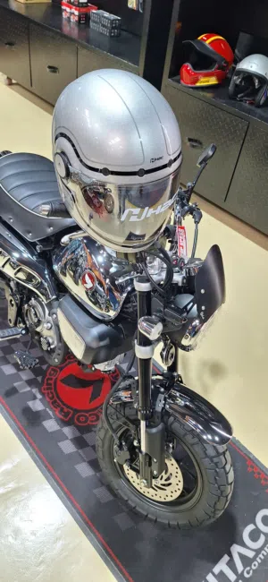 Honda Monkey 60th anniversary edition 1 of 1600 units