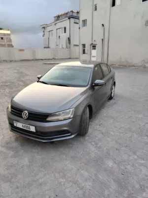 Used Volkswagen Jetta in Abu Dhabi