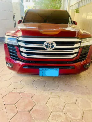 Toyota . Land Cruiser . 2022 . New1