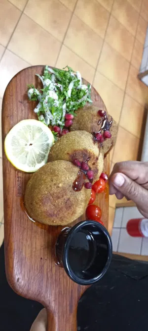 شيف شرقي غربي