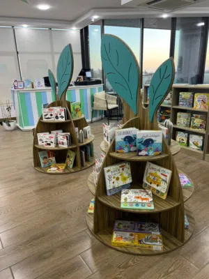 عفش مكتب وستاندات مكتبة