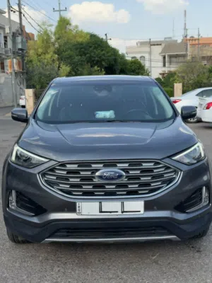 فورد ادج 2023 تيتانيوم
