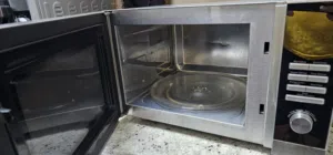 Other 20 - 24 Liters Microwave in Abu Dhabi