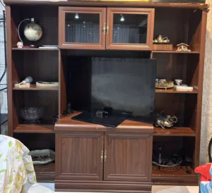 خزانة تلفزيون tv unit للبيع