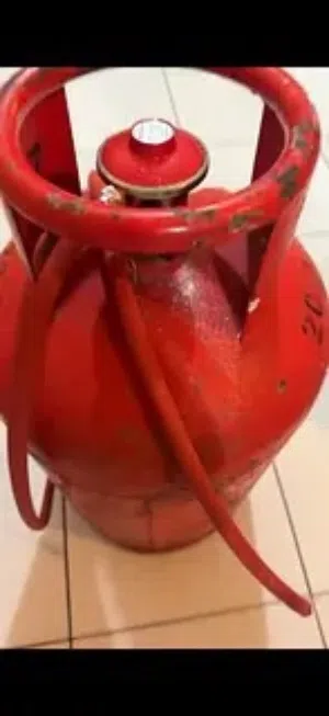 Gas cylinder medium size