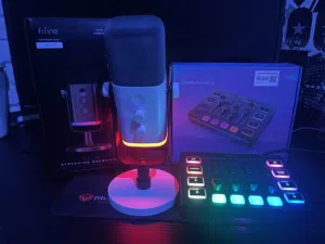 للبيع مايك احترافي Fifine AM8 لون أبيض مع Gaming Mixer