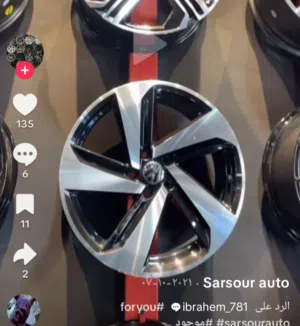 جنط GTI مستعمل مع كوشوك. نظيف