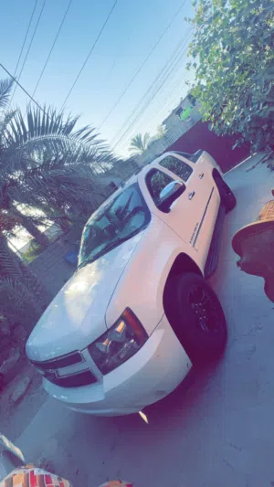 Used Chevrolet Avalanche in Basra