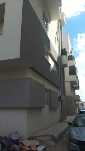 شقة حديثة للبيع