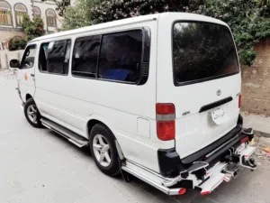 تايوتا باص هيس موديل 1995