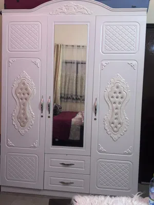 غرفة نوم للبيع