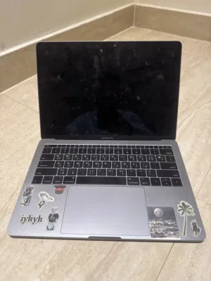 للبيع ماك بوك برو 256GB مطلوب فيه 500