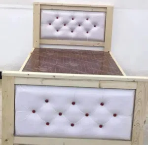 سرير نوم خشب عراقي اصلي وشرط القوة ويجد اشكال مختلفه ويوجد خدمة توصيل كافة أنحاء البصرة