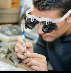 مجهر العدسات المضيئة