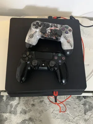 بلايستيشن 4 سلم واحد تيرا معدل تعديلة 11جهاز بحالة الوكالة