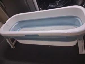 Adult bathtub