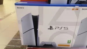 PlayStation 5 new one month use only with warranty