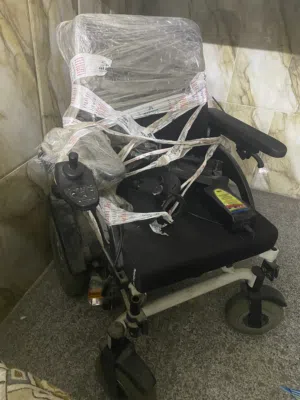 عربة شحن معاقين