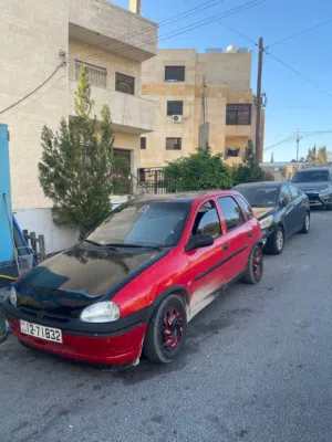 أوبل فيتا كورسا بحالة الوكالة بسعر مغري