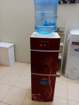 إعلان بيع مبرد ماء / Water Dispenser for Sale