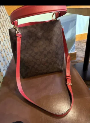 Stylish Coach Leather Bag for Sale