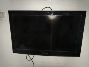 شاشه 32 Samsung